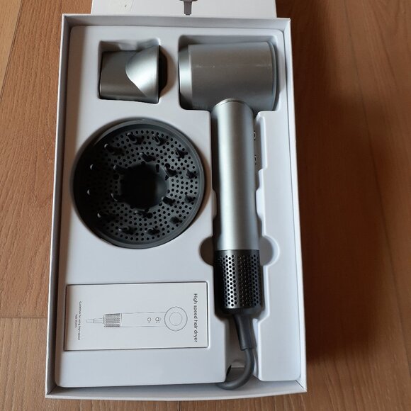 New Hair Dryer 110000 RPM High-Speed Ionic Blow Dryer 3 Temps and 2 Speeds - Picture 2 of 10